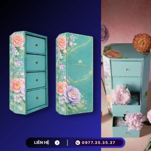 Hộp quà Trung Thu khách sạn 2026 với thiết kế sang trọng, bánh chất lượng cao, thích hợp làm quà tặng đối tác, khách hàng và người thân. Nhận đặt số lượng lớn, giá ưu đãi cho doanh nghiệp, giao hàng toàn quốc.